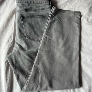 Talbots Gray Mid-Rise Flawless Five Pocket Boyfriend Jeans - Size 12P